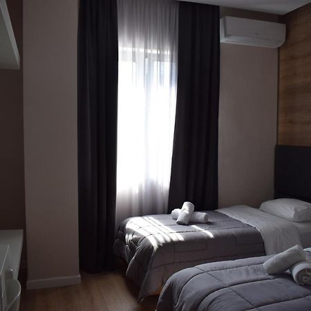 Bluepoint Hotel Tepelene Eksteriør billede