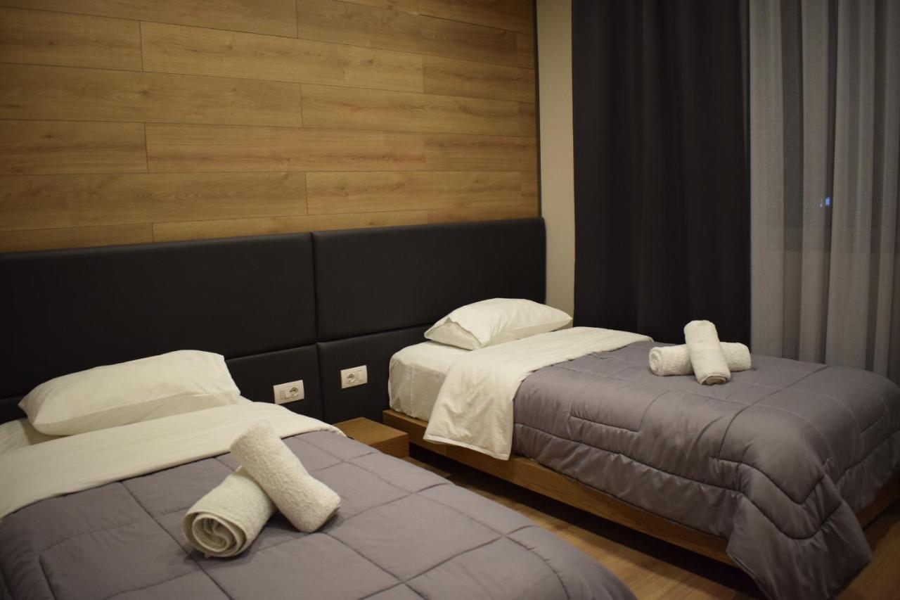 Bluepoint Hotel Tepelene Eksteriør billede